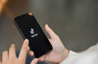 Social Media Would possibly Not Be Rotting Our Brains as A lot as We Assume, Twin Research Finds