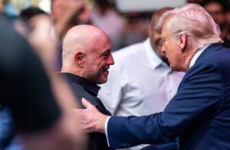 Joe Rogan Subreddit Bans ‘Political’ Posts, Sends Followers Into Suits of Confusion